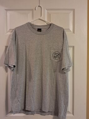Obey Men's Size XL  Classic Pocket T-Shirt - Gray